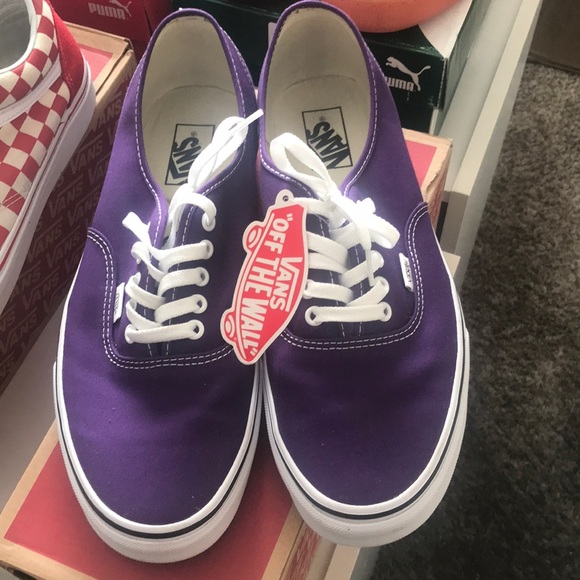 Lot of Vans and Pumas - Picture 4 of 7